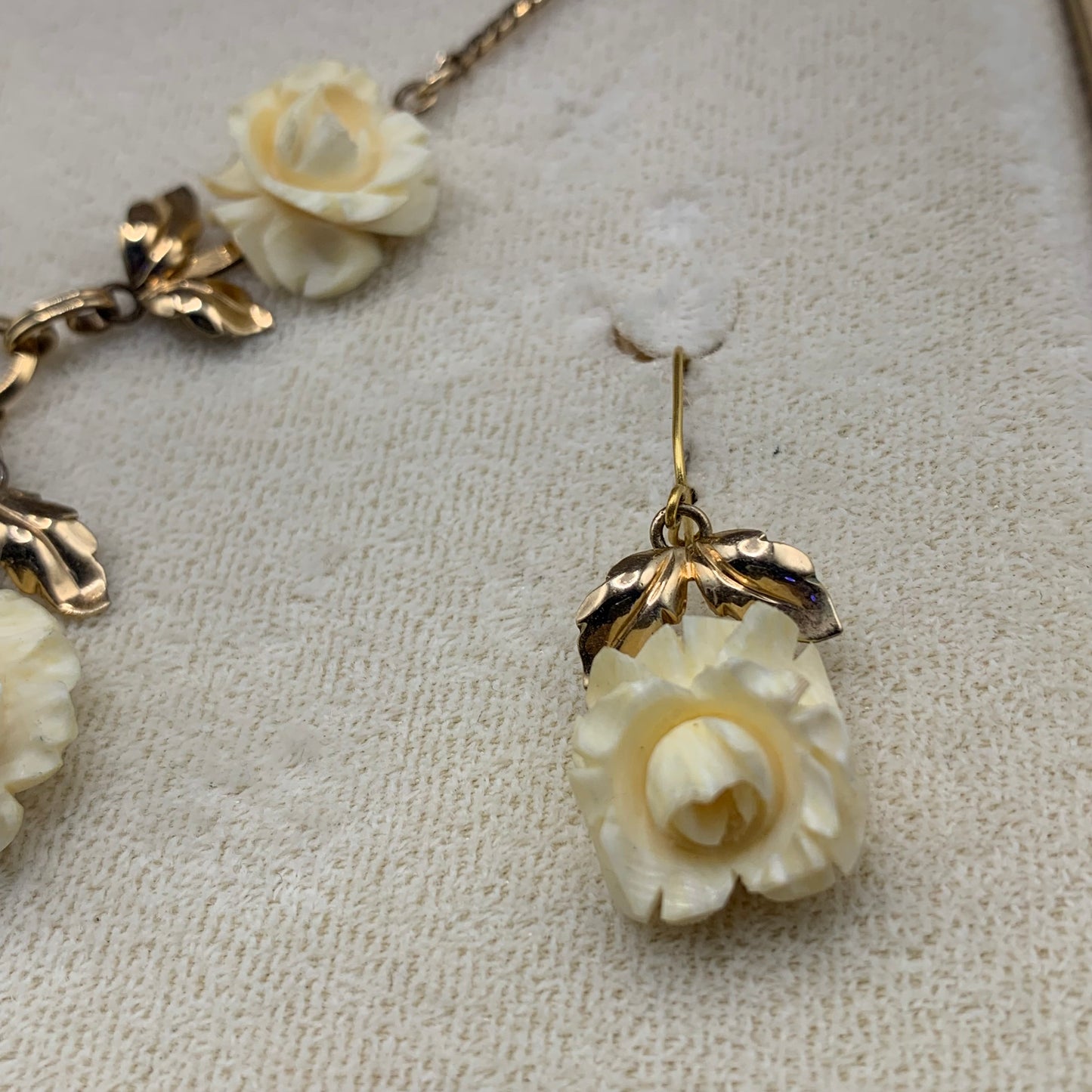 Van Dell 12 kt gold filled carved rose necklace & pierced earrings set