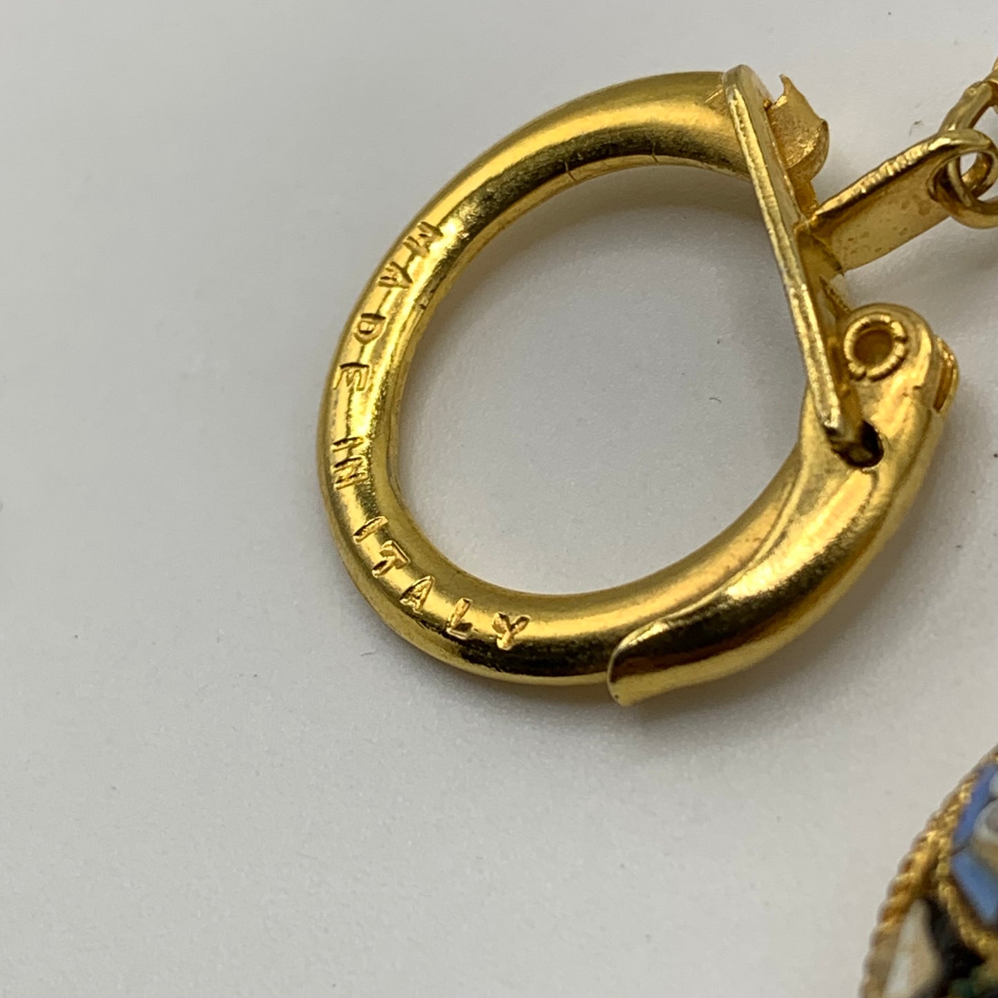 Vintage Micromosaic Round GoldTone Keychain – Made in Italy