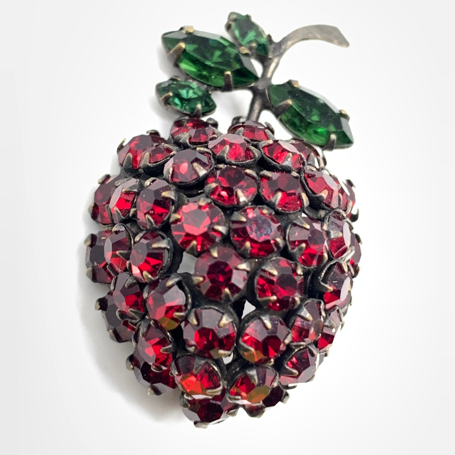 Vintage Unsigned Schreiner NY Strawberry Brooch Red Rhinestones 1950s Japanned