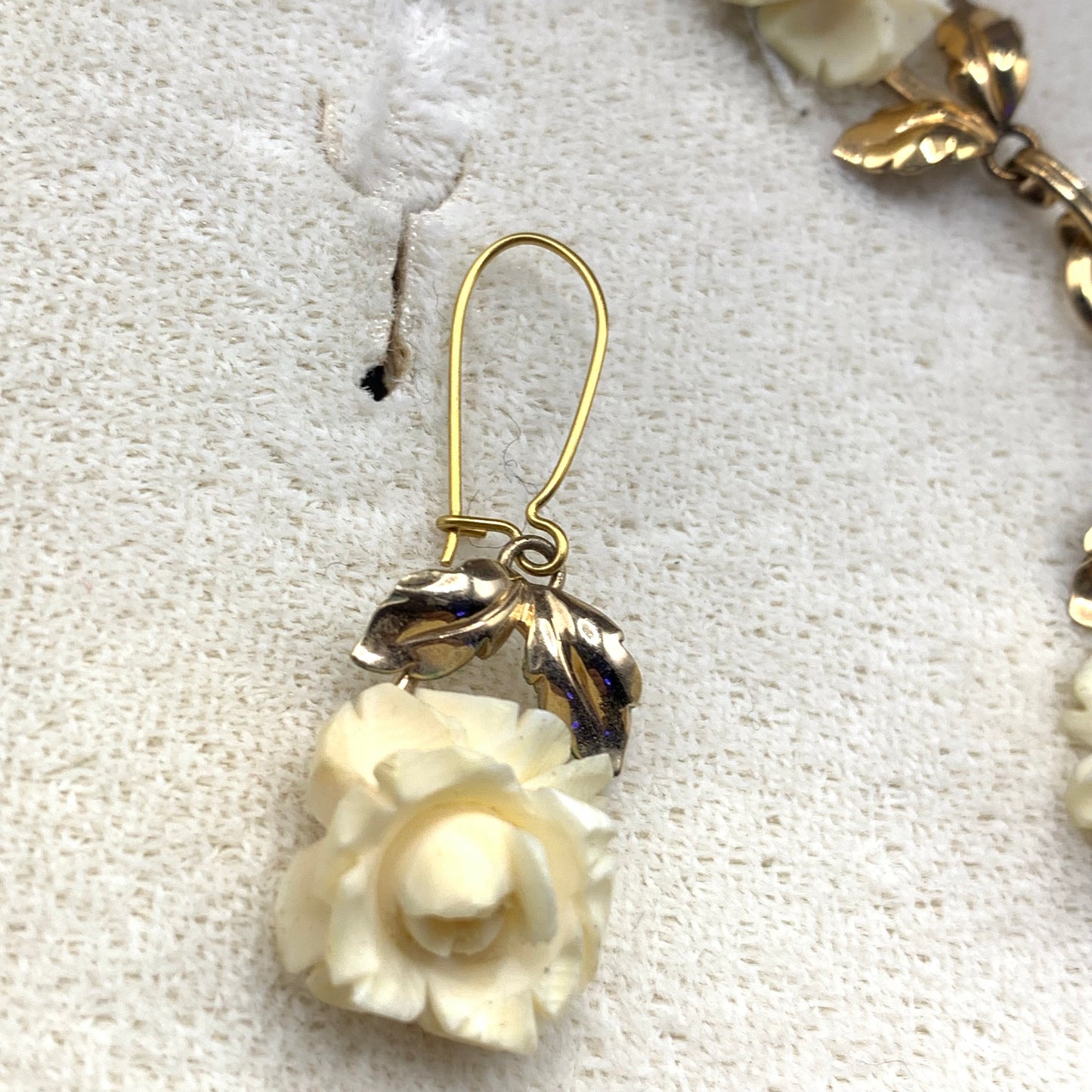 Van Dell 12 kt gold filled carved rose necklace & pierced earrings set