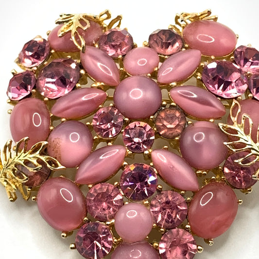 Stunning vintage Pink art glass rhinestone and Gold tone filigree Heart Brooch